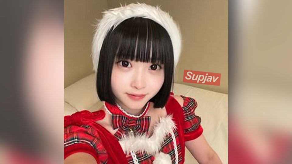 FC2PPV 4673769 I Got The Super Cute Yuna To Do Some Christmas Cosplay